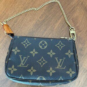 Mini Pochette Accessories